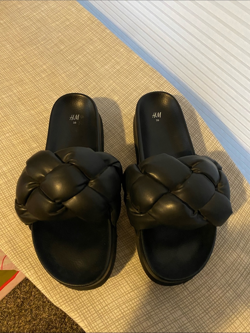 H&M Braided Slides - Picture 4 of 5